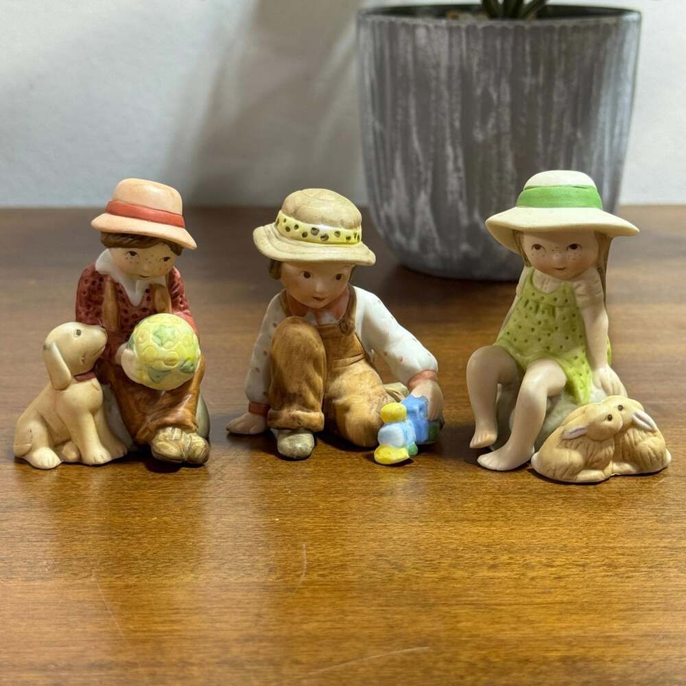 Vintage Holly Hobbie Figurines Set of 3 Kids Playing